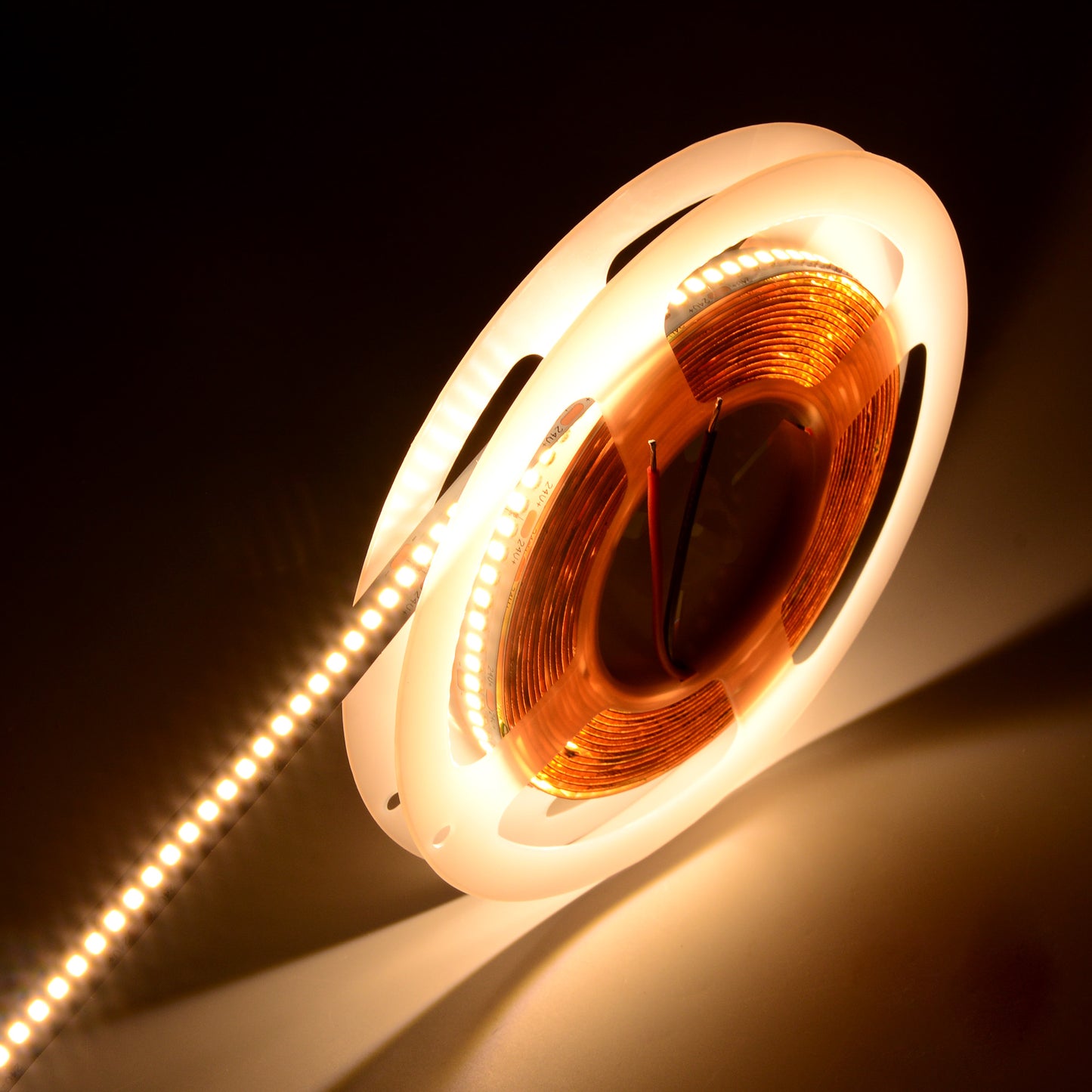 7.3W 24V 2835 Tape Light 3500k